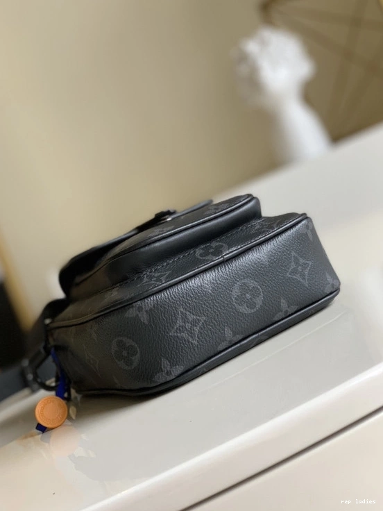 Cheap Wearable LOUIS VUITTON Christopher Wallet 0804